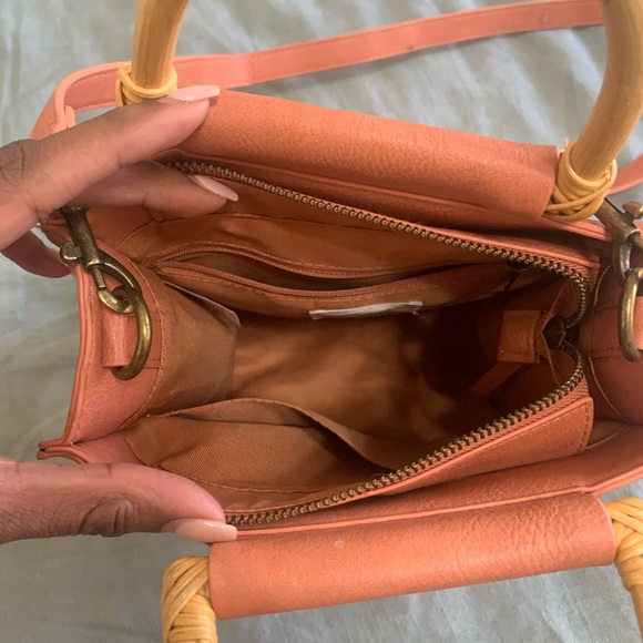 Purse w/ bamboo handles - Picture 3 of 3